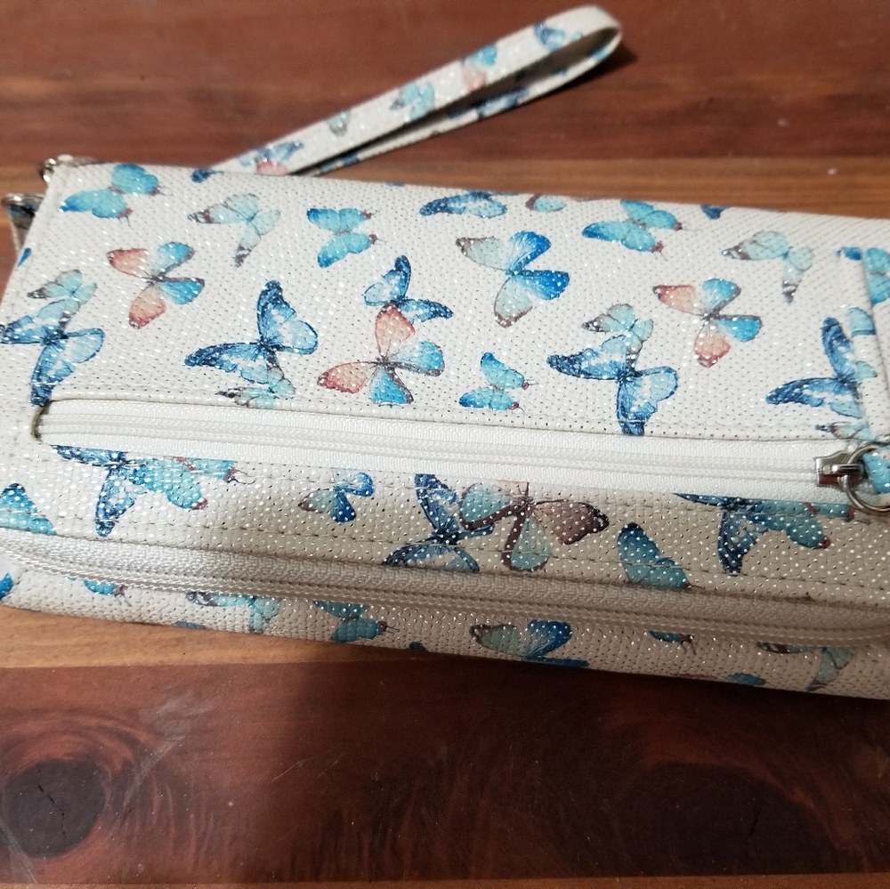 Butterfly wristlet - Picture 2 of 3